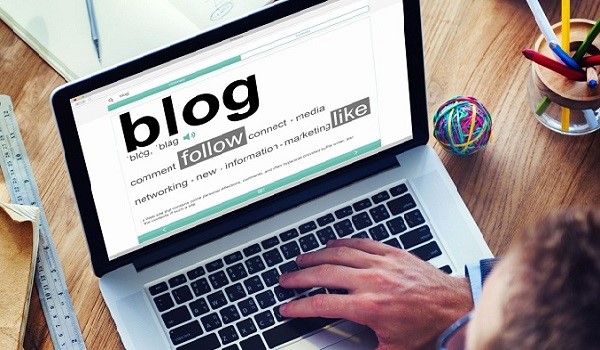 Nghề viết bài – Blogger Freelancer